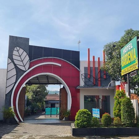 Oyo 90831 Hotel Gardenia Prambanan Yogyakarta Eksteriør bilde