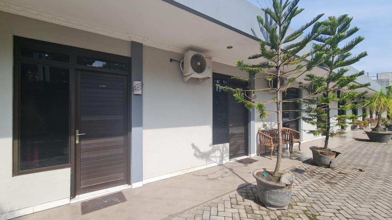 Oyo 90831 Hotel Gardenia Prambanan Solo Eksteriør bilde