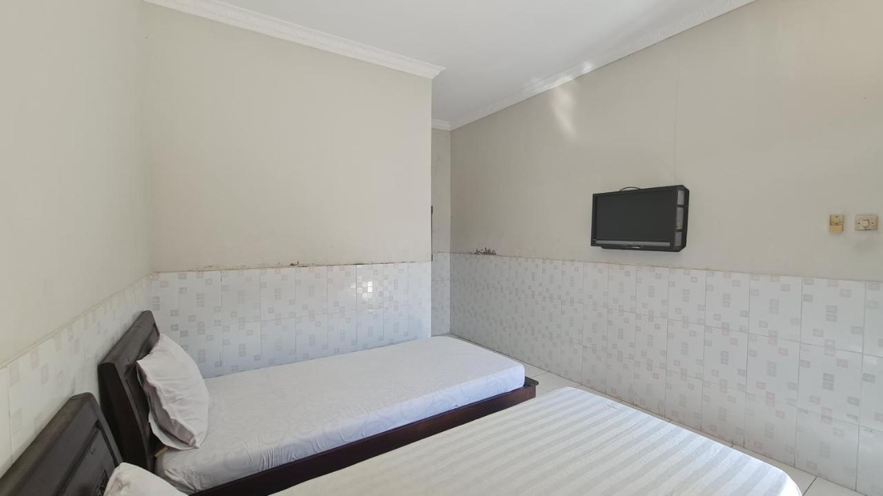 Oyo 90831 Hotel Gardenia Prambanan Solo Eksteriør bilde